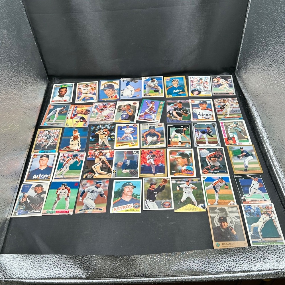 Houston Astros Baseball Card Lot 35+ Vintage 80s 90s Biggio Caminiti Topps Fleer